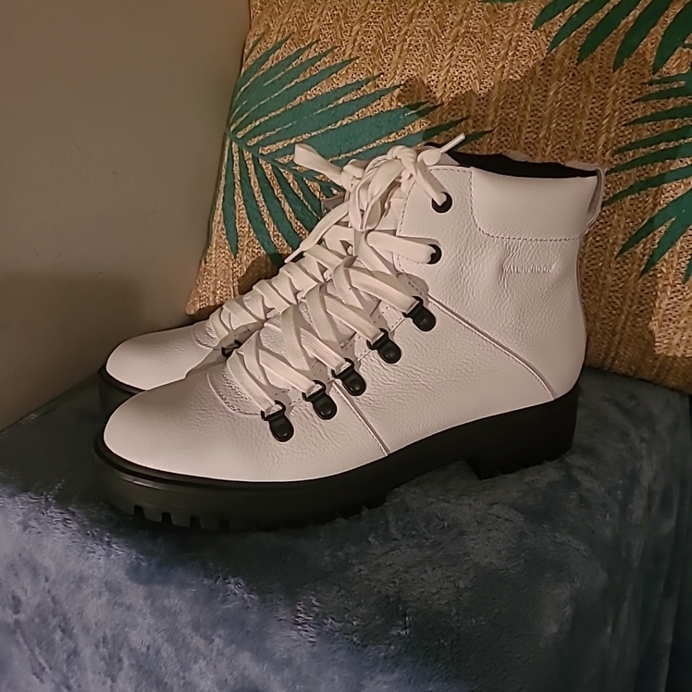 Cougar® NASH™ Waterproof White Hiking Bootie Style Boots Women's 11